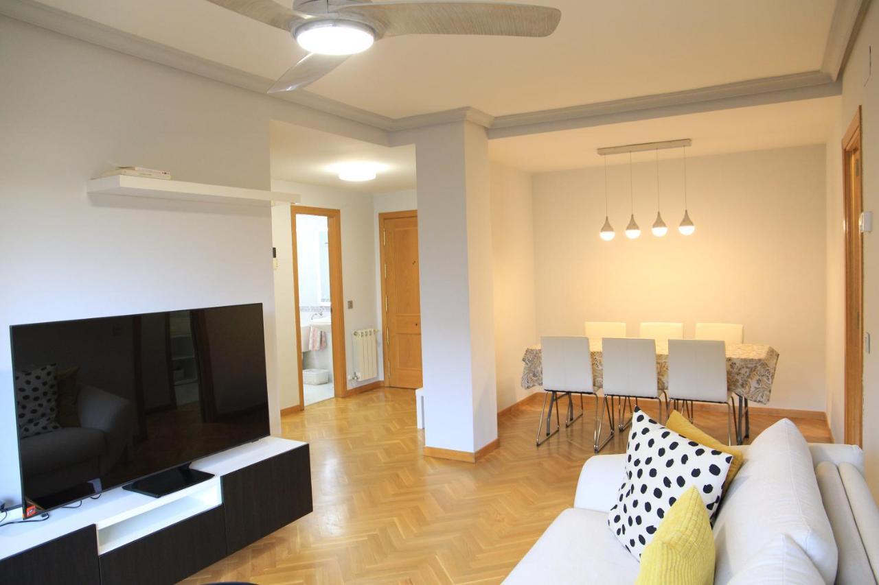 Precioso Apartamento Con Piscina Y Bien Comunicado Appartement Las Rozas de Madrid Buitenkant foto
