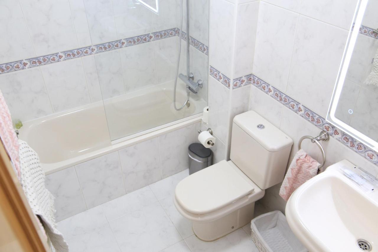 Precioso Apartamento Con Piscina Y Bien Comunicado Appartement Las Rozas de Madrid Buitenkant foto