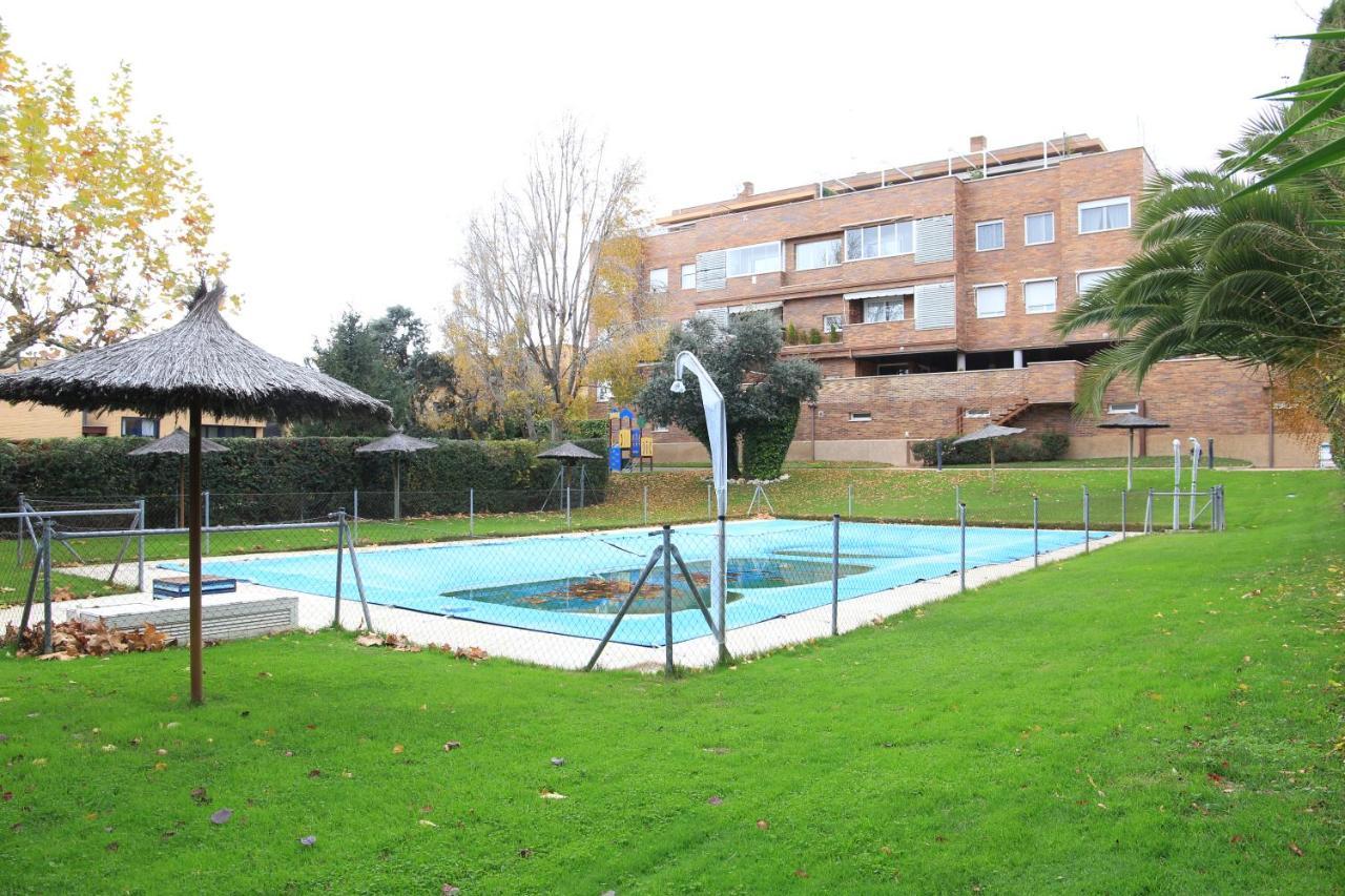 Precioso Apartamento Con Piscina Y Bien Comunicado Appartement Las Rozas de Madrid Buitenkant foto